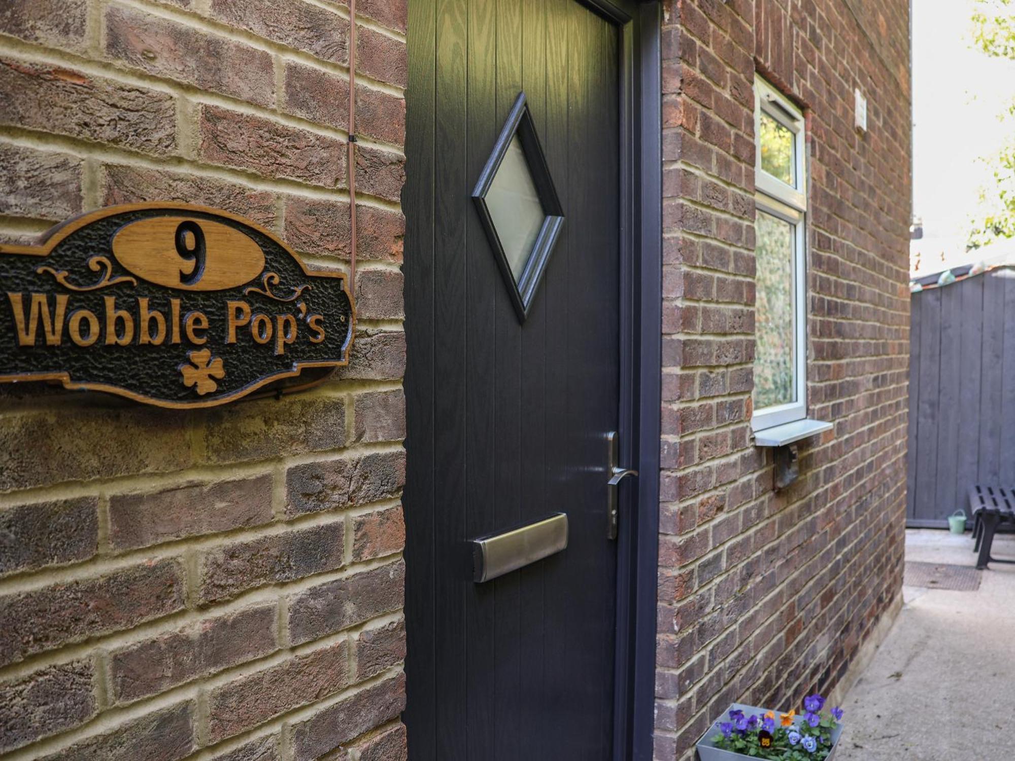 Wobble Pops Villa Whitby Exterior foto